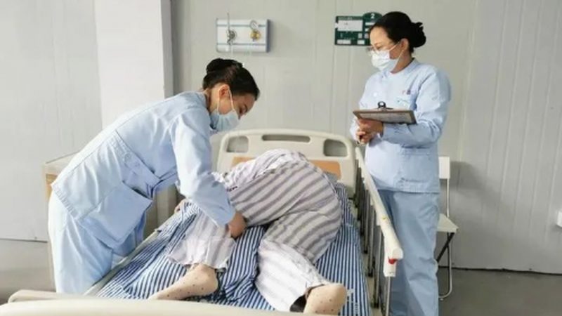 防滑地垫材质对比哪个更适合老人