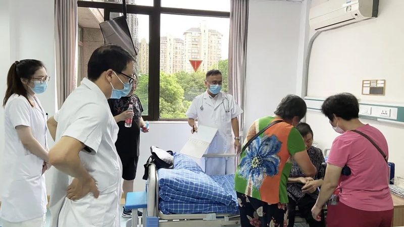 养老服务加盟代理：费用构成与合理预算